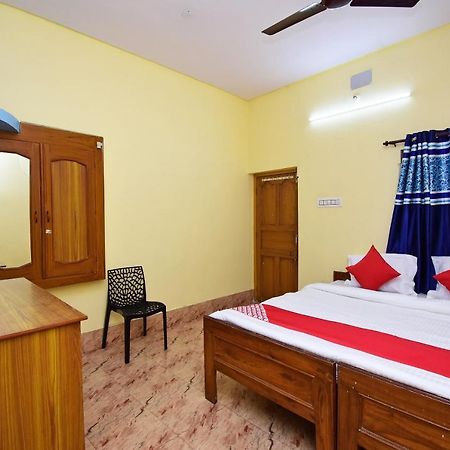Flagship Hotel Mishra'S Andal Exterior photo