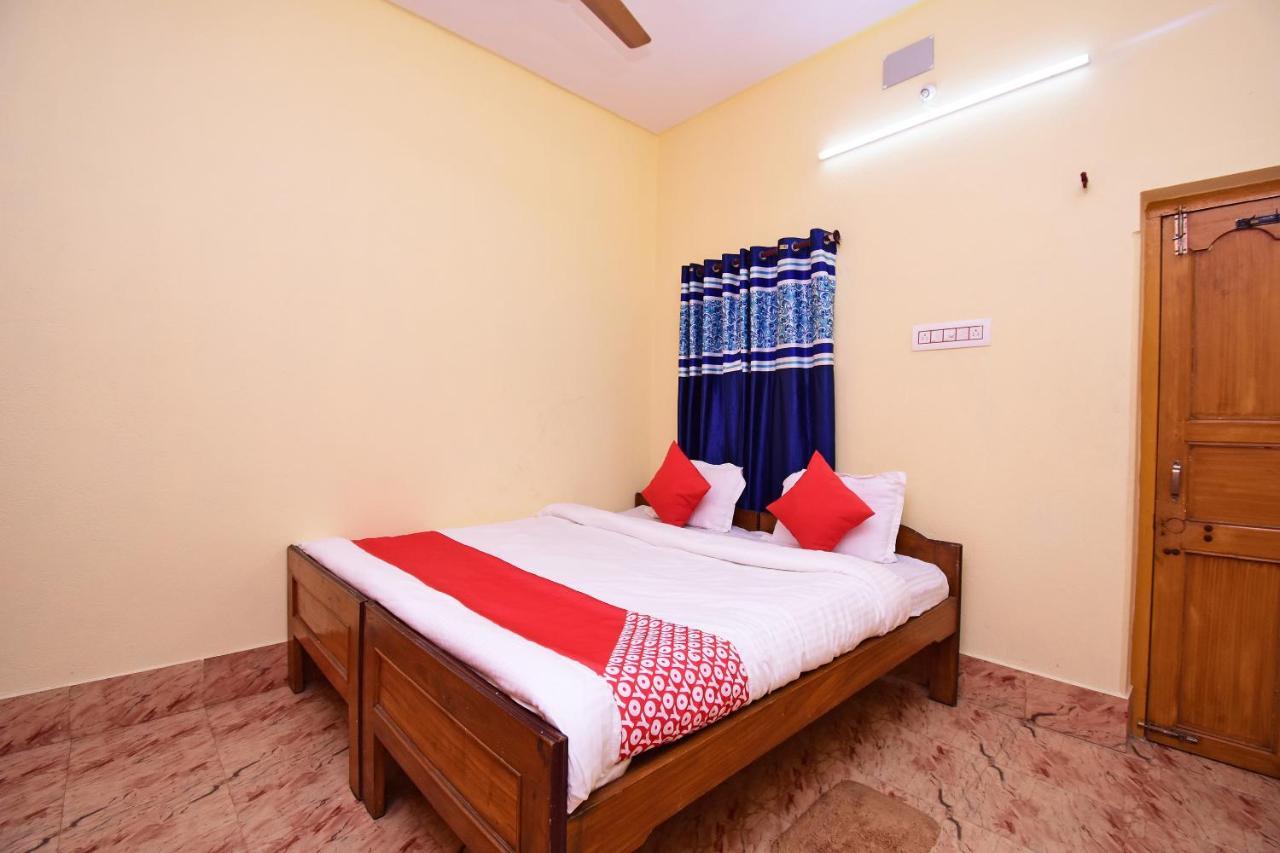 Flagship Hotel Mishra'S Andal Exterior photo